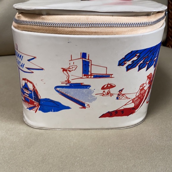 Vintage Coast to Coast Miss Teenage Train Case - Picture 5 of 12